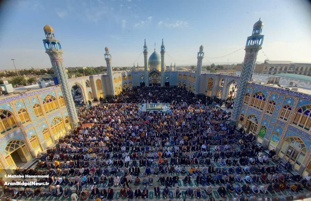 گزارش تصویری اقامه با شکوه نماز عید سعید فطر در حرم هلال ابن علی(ع)